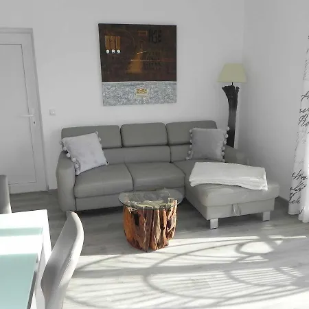 Bettina - 11 Apartment