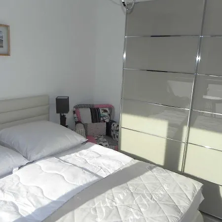 Bettina - 11 Appartement